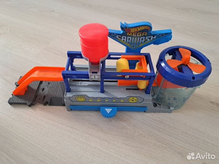 Hot wheels автомойка