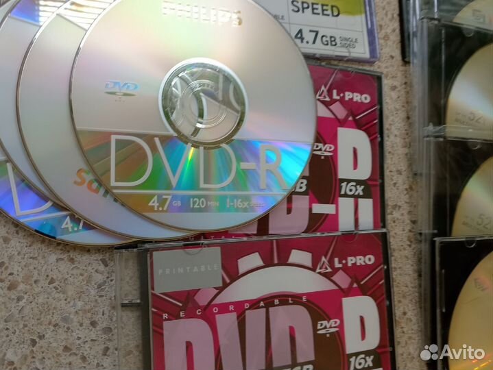 Диски новые DVD-R и CD-R