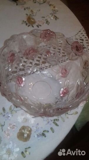 Ваза для фруктов цветное стекло