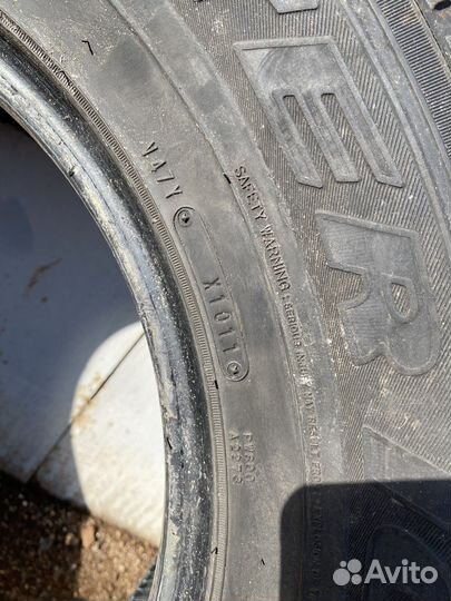 Dunlop SP Winter Ice 01 265/65 R17