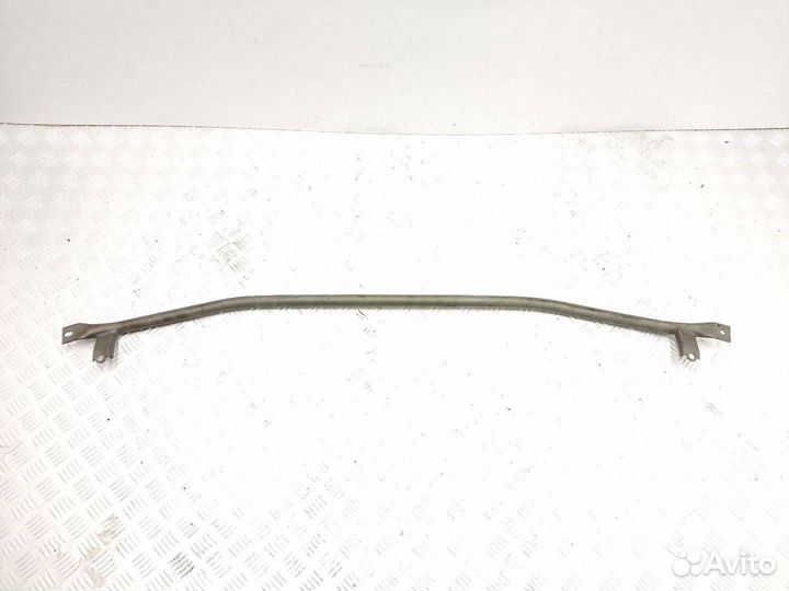 Распорка стоек Volvo C30 2007