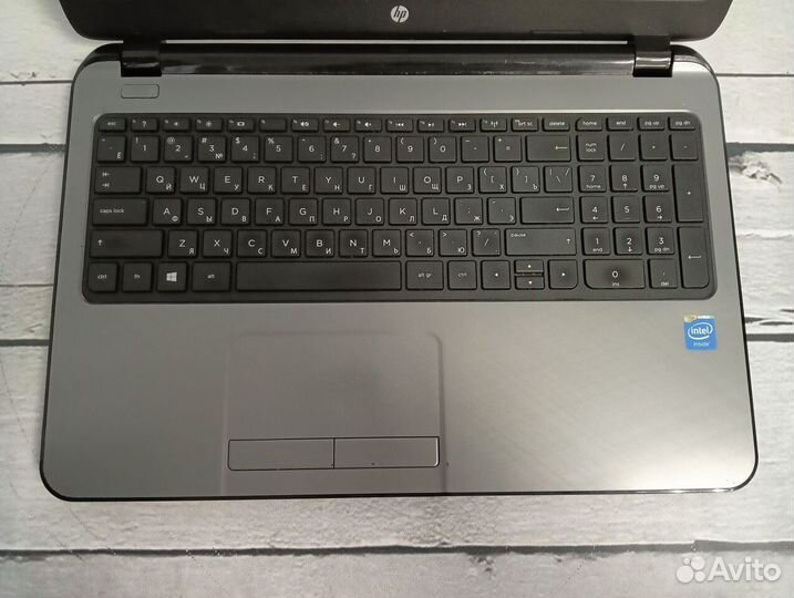 Современный тонкий ноутбук HP (дефекты)