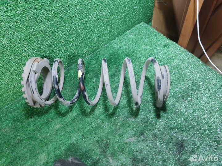 Задняя пружина Hyundai Getz рестайлинг 1.4 2009