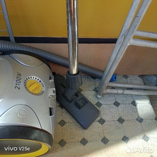 Пылесос zanussi