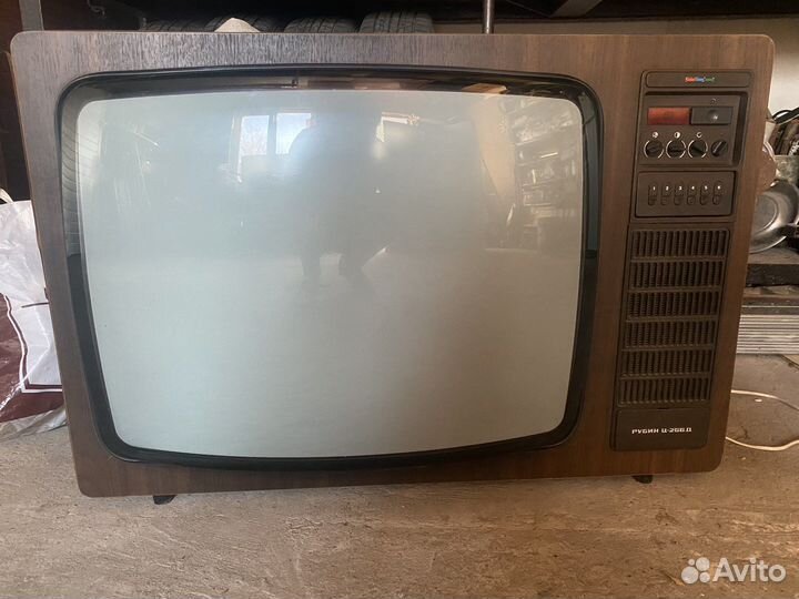 Телевизор Рубин Ц266Д