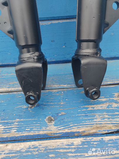 Dodge Challenger амортизаторы