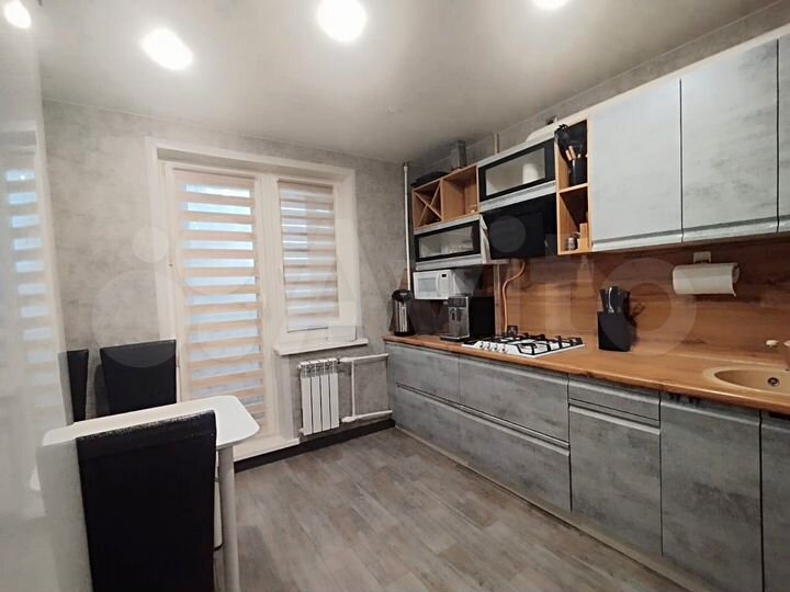 2-к. квартира, 54 м², 3/5 эт.