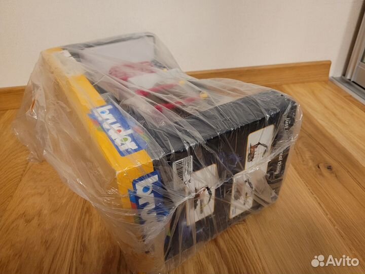 Bruder 02-252 прицеп лесовоз с манипулятором