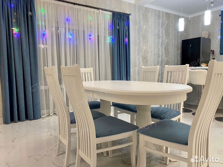 Столы и стулья