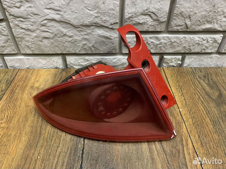 Seat Leon (1P1) Фонарь задний наружный левый