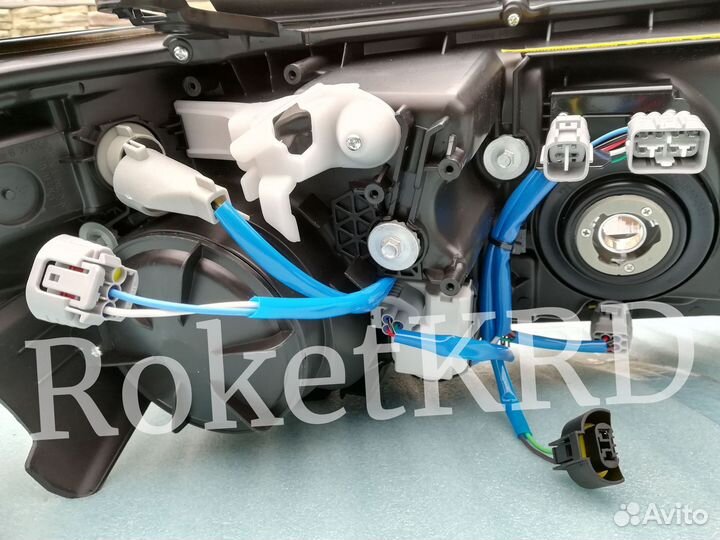 Фары toyota land cruiser 200 Черные 07-15