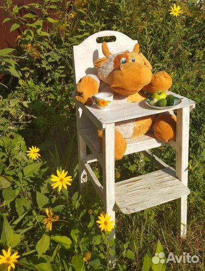 Детский стульчик для кормления