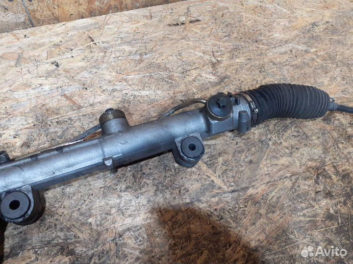 Рулевая рейка Mercedes-Benz C-Класс A20311051003