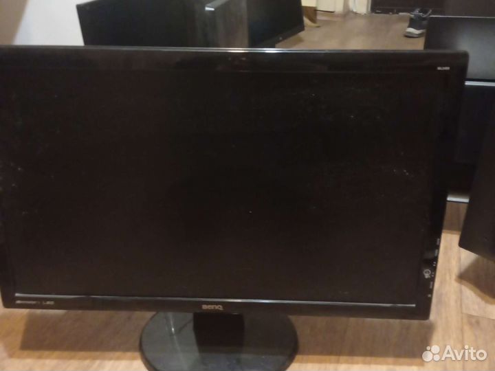 Мониторы 24 много штук benq packert bell Philips