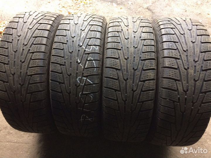 Nokian Tyres Hakkapeliitta R 235/60 R18