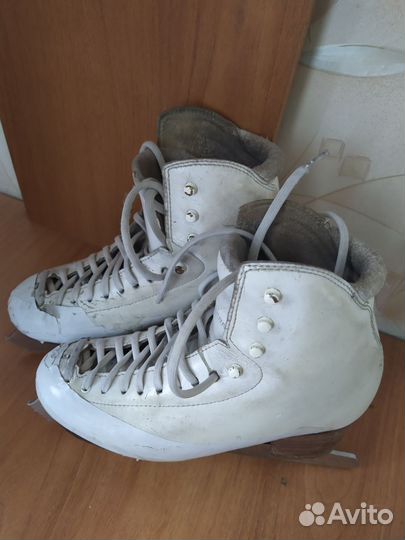 Фигурные коньки risport RF3 pro