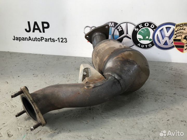 Катализатор правый Audi A6 С7 cgwb 2011