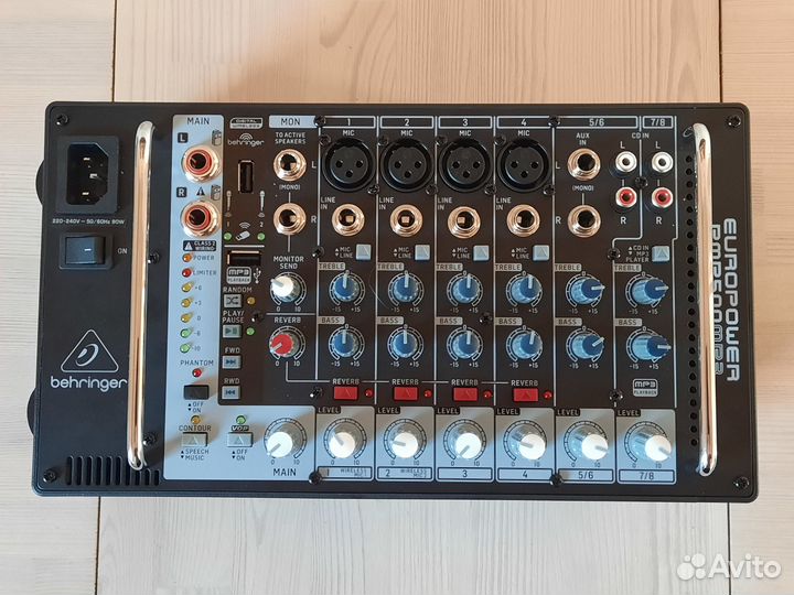 Новый микшер-усилитель Behringer 500 Вт