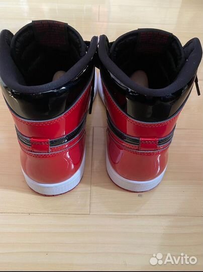 Nike air jordan 1 retro high og patent bred