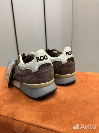 Новые кроссовки kangaroos 46-47р