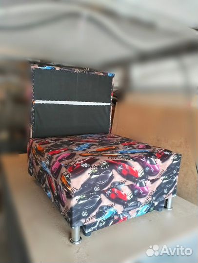 Мини диванчик
