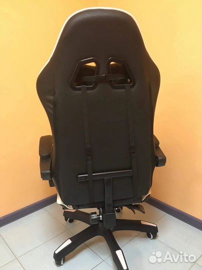 Компьютерное кресло офисное с функцией массажа