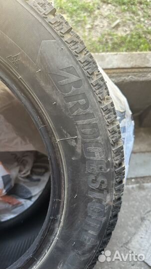 Bridgestone Ice Cruiser 7000S 205/55 R16