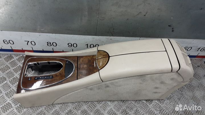 Подлокотник Mercedes-Benz E-Класс W210/S210 рест