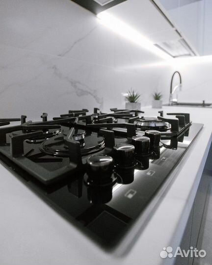 Кухонный гарнитур на заказ. Долговечные материалы