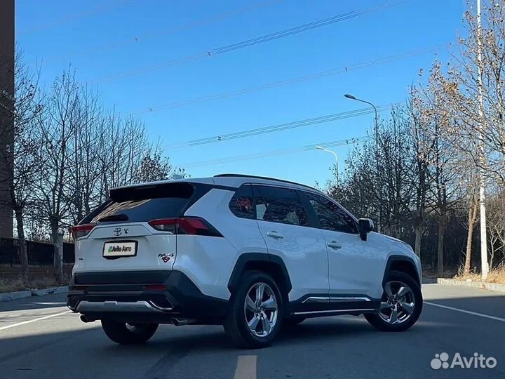 Toyota RAV4 2.0 CVT, 2021, 43 000 км