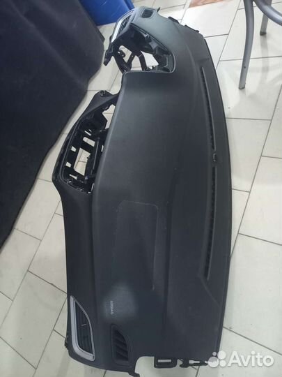 Приборная панель