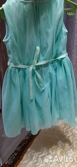 Нарядное платье для девочки