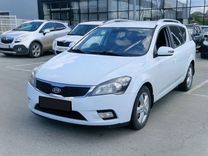 Kia Ceed 1.6 AT, 2010, 240 416 км, с пробегом, цена 749 000 руб.