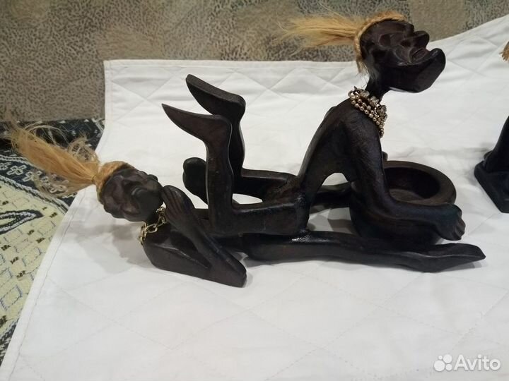 Деревянные статуэтки