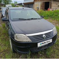 Renault Logan 1.4 MT, 2012, битый, 250 000 км, с пробегом, цена 140 000 руб.