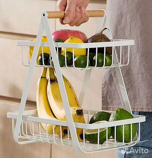 Корзина фруктов белая