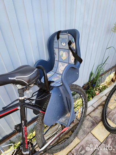 Детское кресло на велосипед