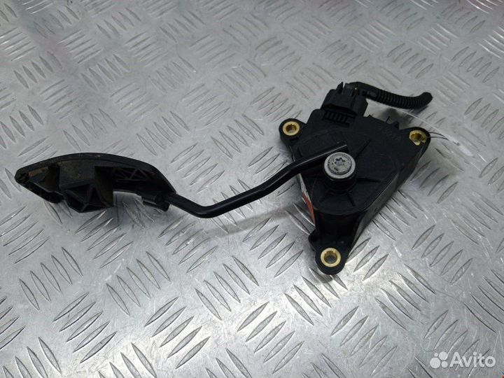 Педаль газа для Nissan Qashqai+2 18002JD00D