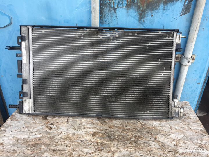 Радиатор кондиционера GM 13330217