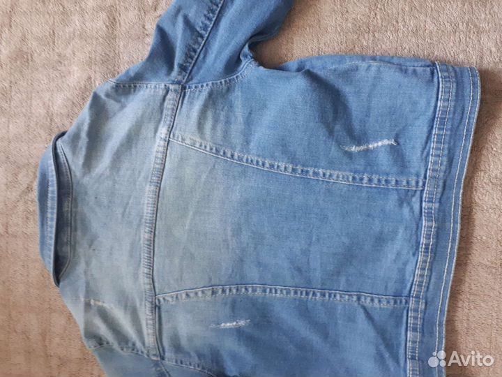 Джинсовая куртка