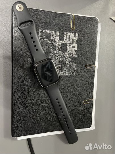 Часы пародия apple