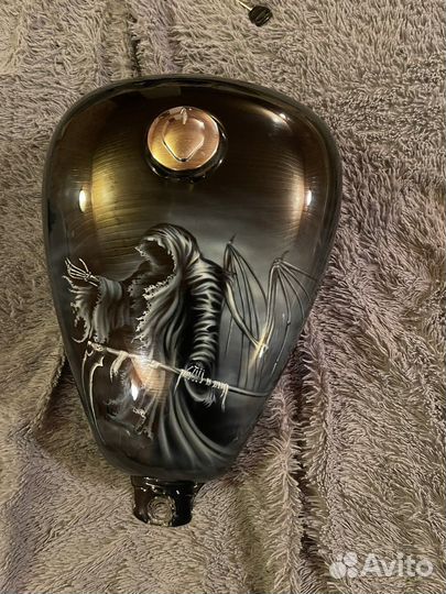 Бензобак на мотоцикл honda steed 400