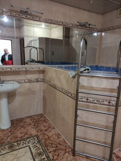 3-к. квартира, 98,6 м², 1/9 эт.