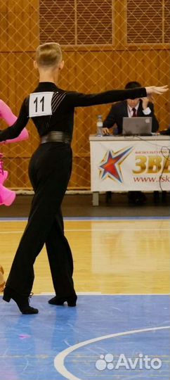 Костюм на Латину