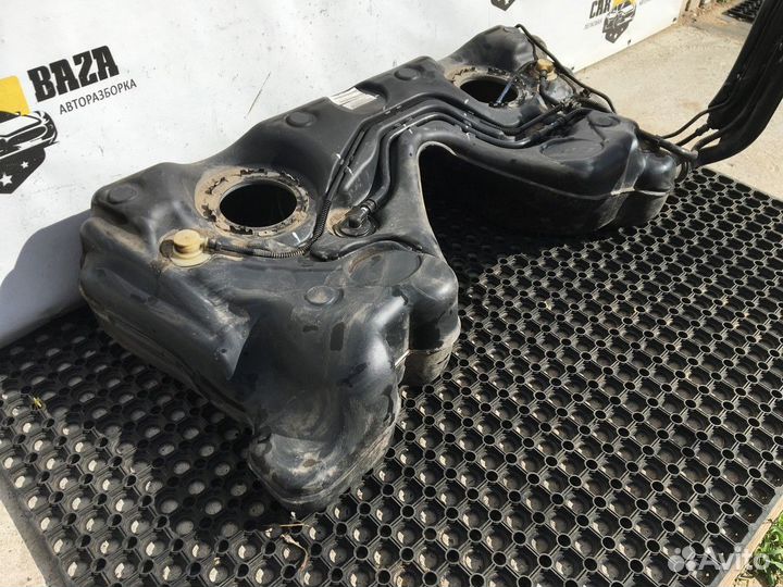 Бак топливный