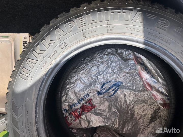 Комплект зимних шин