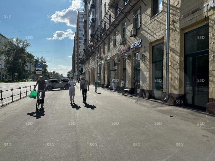 Сдам торговое помещение, 205 м²