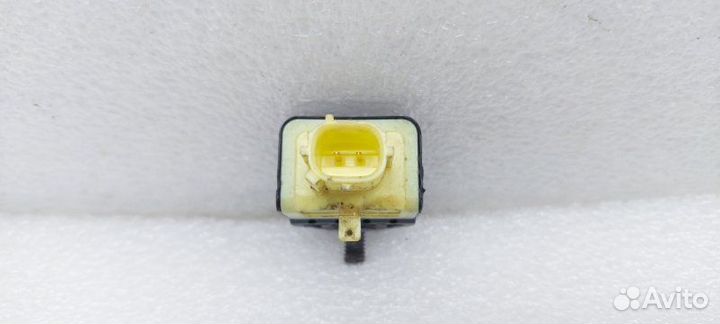Б/У Датчик удара Состояние отличное, оригинал