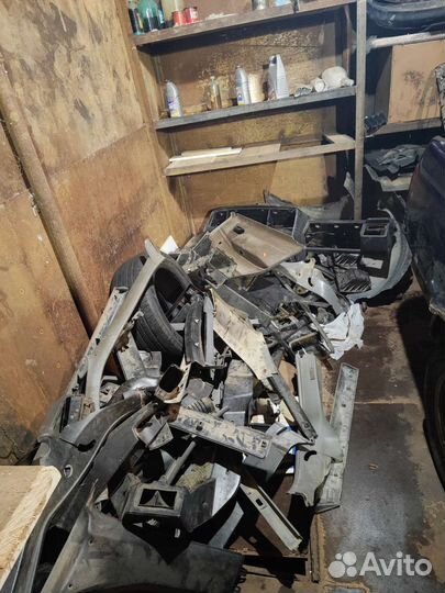 Запчасти на volkswagen passat b4