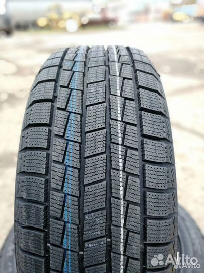 Foman Polar Bear W705 245/45 R18
